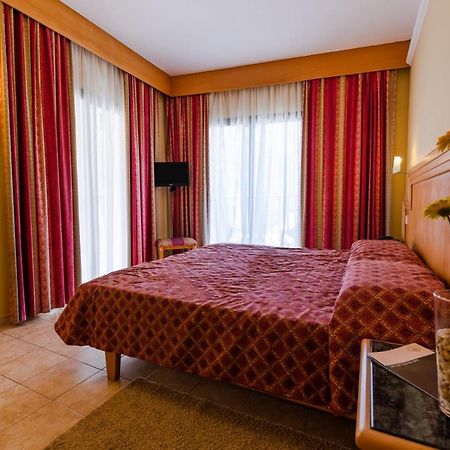 Hotel San Andrea Ксленді Екстер'єр фото